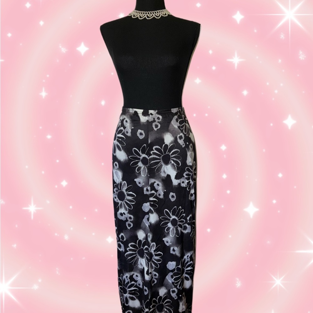 Vintage Y2K Floral Grunge Maxi Skirt Size Medium